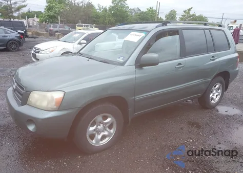 2005 Toyota Highlander из США, поврежденный, VIN JTEGD21A550123155